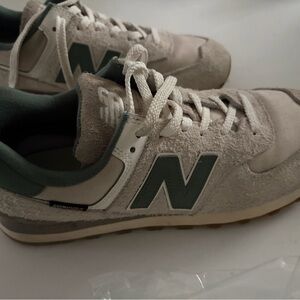 New Balance Men’s Tan & Green Suede Athletic Sneakers